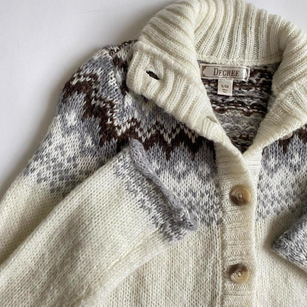Y2K fuzzy white fair isle cardigan - Picture 3 of 8
